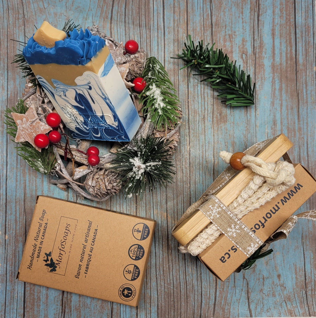 Christmas Gift Set, Comes with 3 items