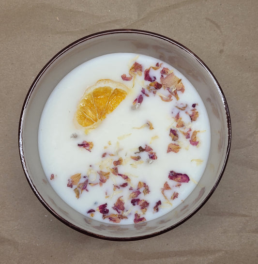Orange Cream Soy Candle with Dried Orange